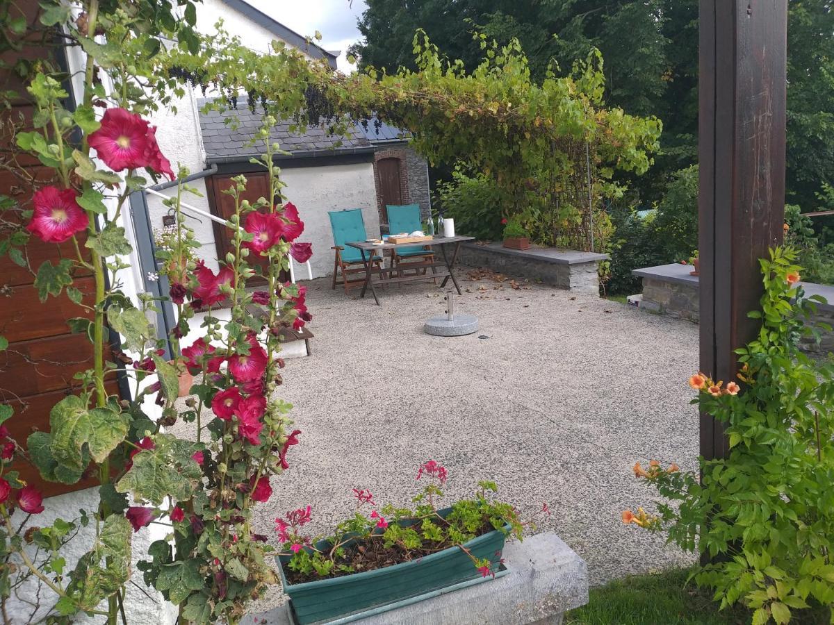 Gite L'Ecole De Ma Mere Villa Bertogne Luaran gambar