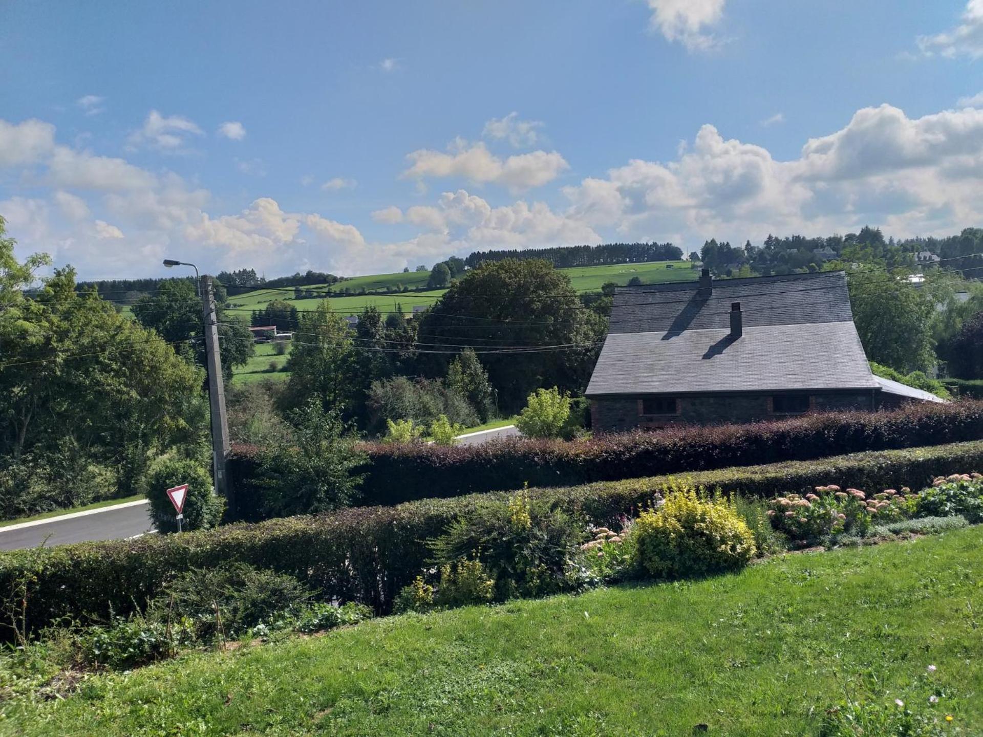 Gite L'Ecole De Ma Mere Villa Bertogne Luaran gambar